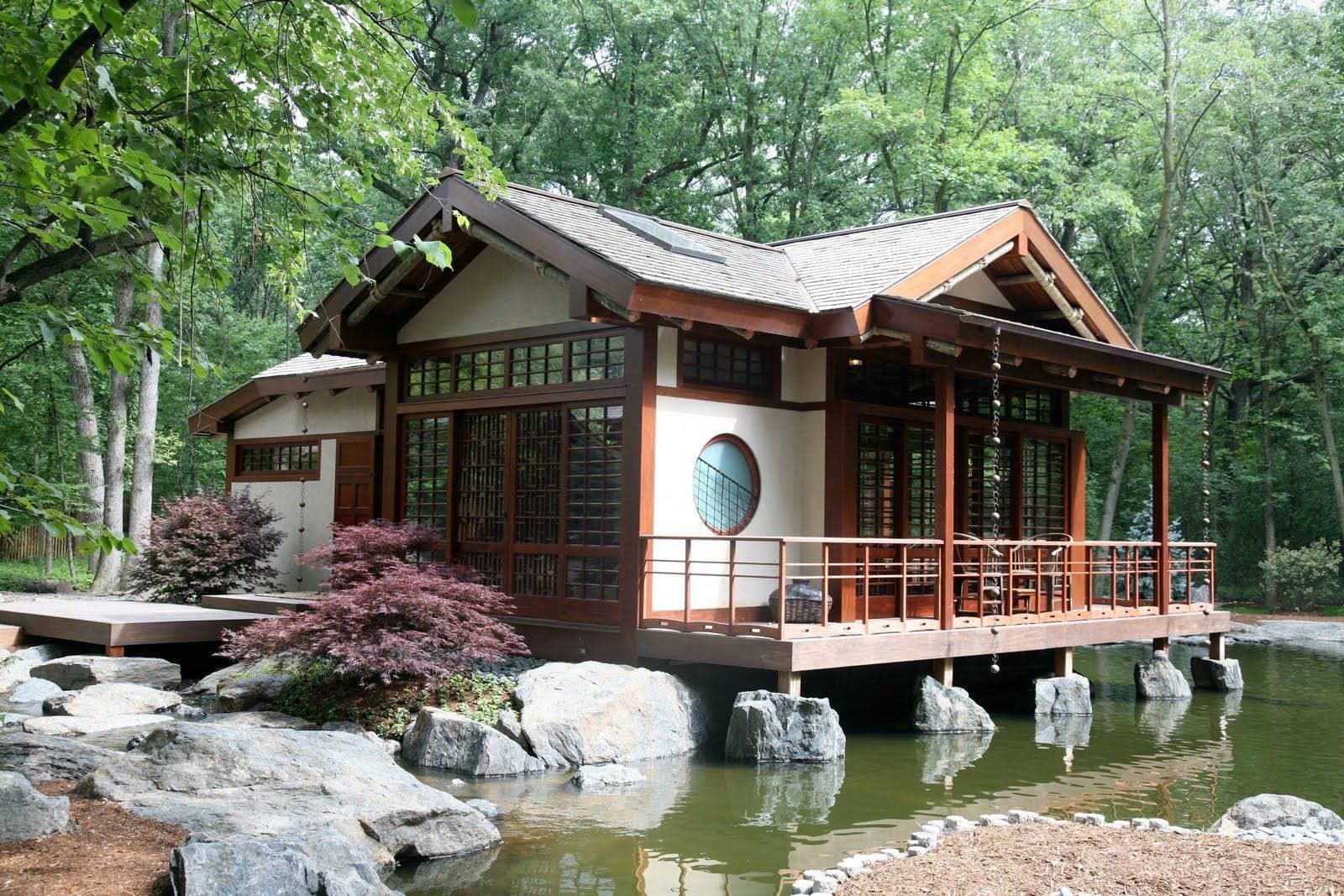 Casa grande estilo japonés